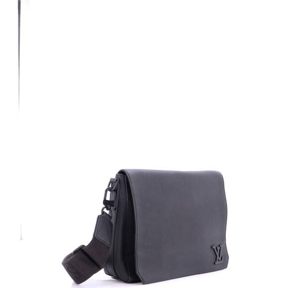 Louis Vuitton Aerogram Takeoff #229351L13B - Picture 2 of 9